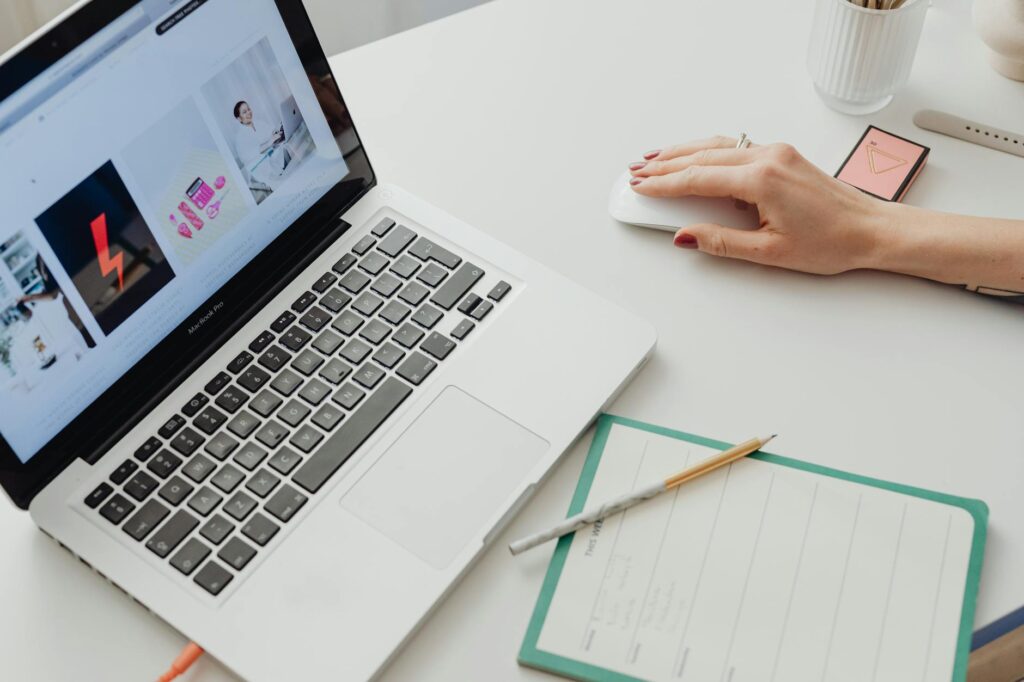 pexels macbook wird heiss beim laden 6a1e438d25ec1 MacBook wird heiß beim Laden